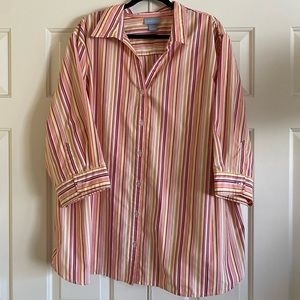 PLUS SIZE! Liz & Me Multi-color Button Up Blouse!